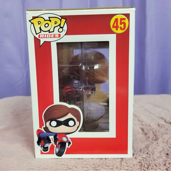 Funko POP! Rides Elastigirl On Elasticycle Figure #45 - Picture 4 of 5